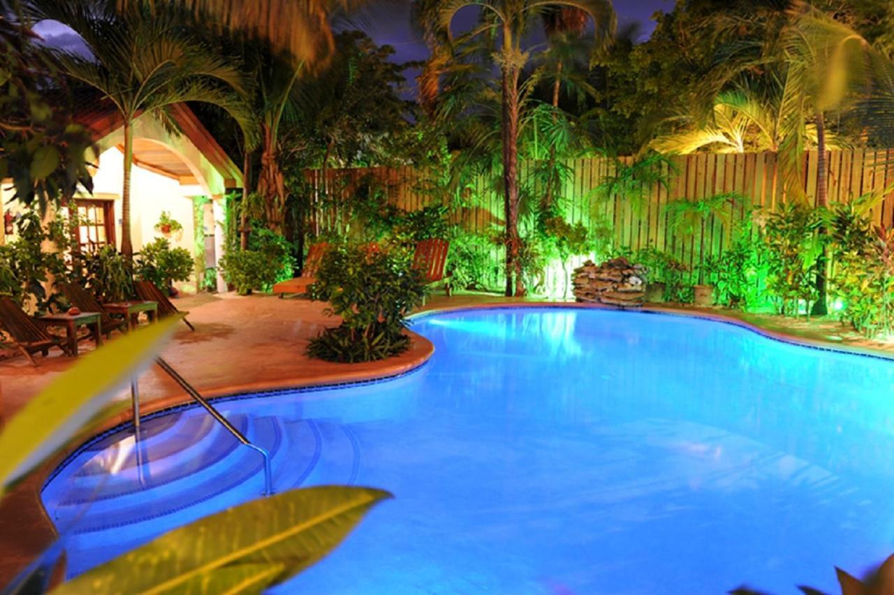 The Palms Oceanfront Suites San Pedro  Dış mekan fotoğraf