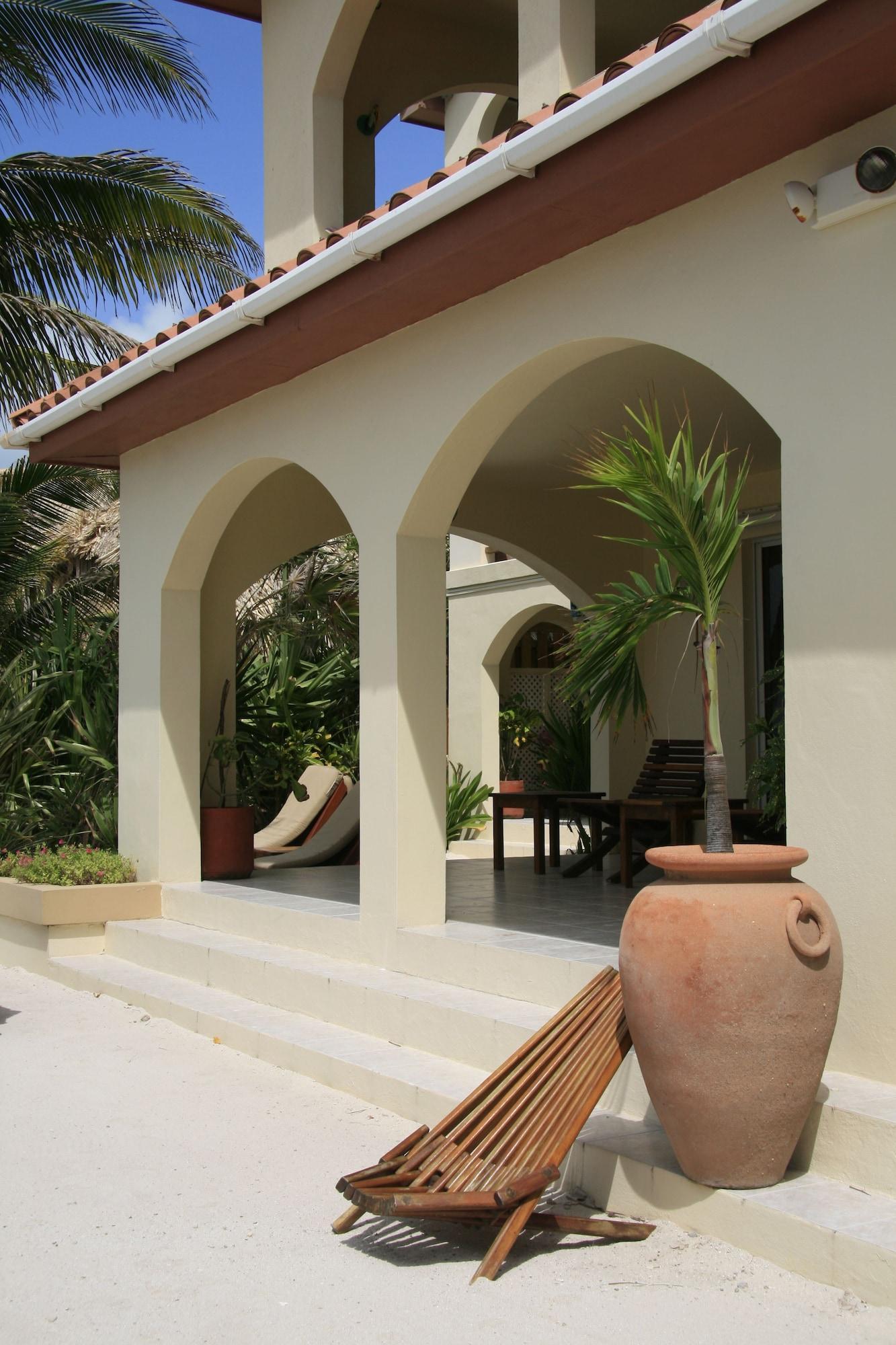 The Palms Oceanfront Suites San Pedro  Dış mekan fotoğraf