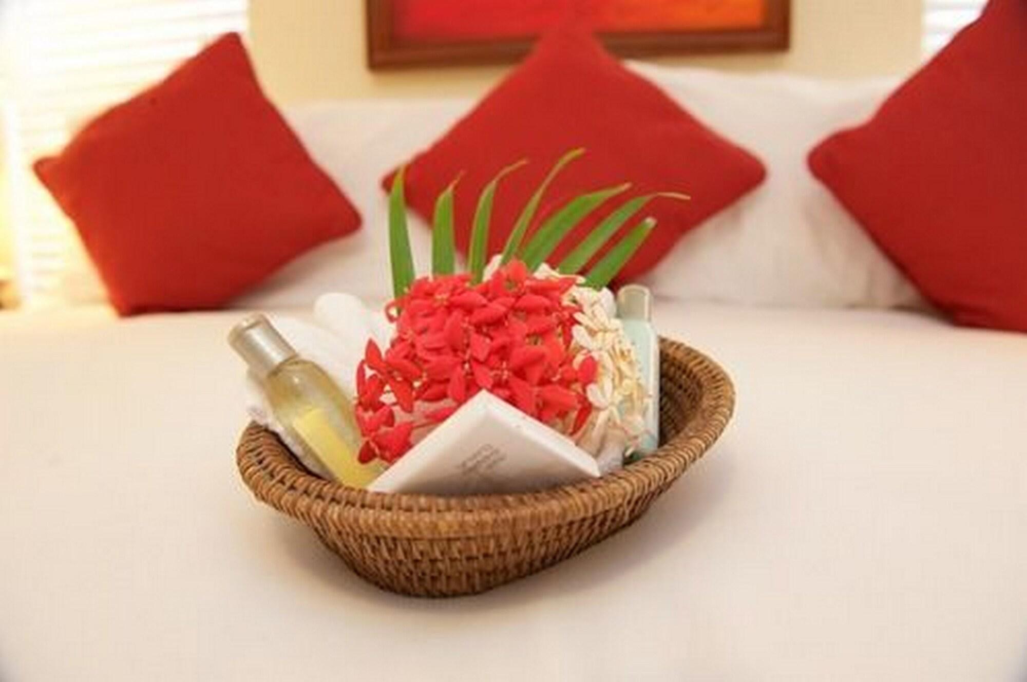 The Palms Oceanfront Suites San Pedro  Dış mekan fotoğraf
